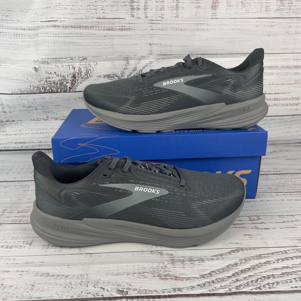 Brooks Revel 8 Mens Sz 11 2E Wide Running Shoes Primer Blackened Pearl